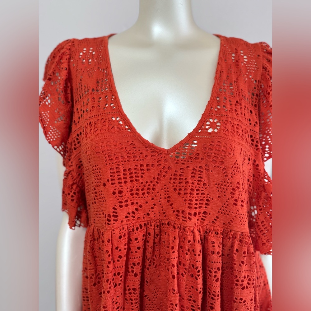 Free People Beach Eyelet Top With Cami - Picture 3 of 8